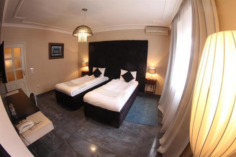 Hotel Kosta'S Подгориця Екстер'єр фото