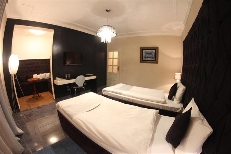 Hotel Kosta'S Подгориця Екстер'єр фото